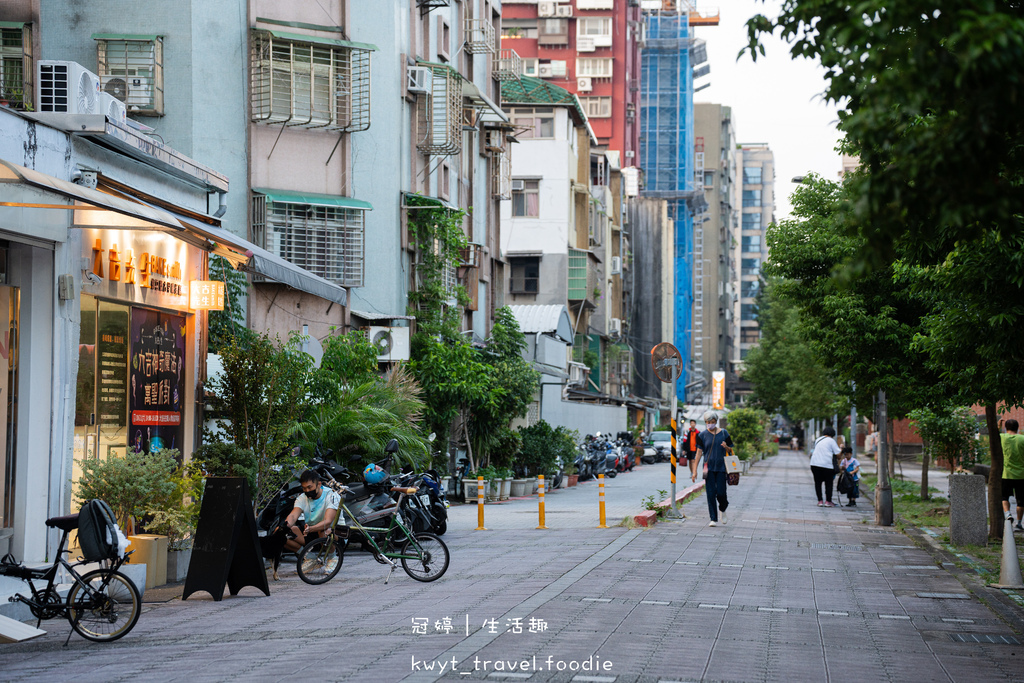 大安區下午茶推薦-大吉先生Bakesmith綿豆漿古早味蛋糕-大安區甜點店推薦-科技大樓捷運站美食推薦-大安區美食小吃推薦-16.jpg