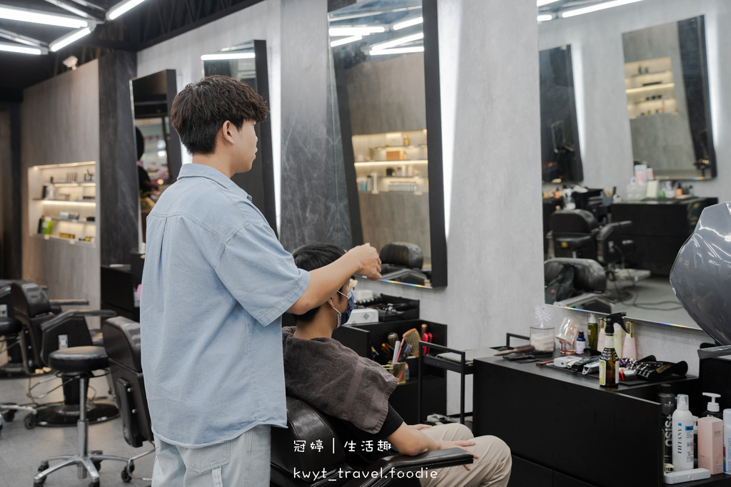 嘉義西區髮廊推薦-VB Hair Studio 興業店-嘉義女生染髮推薦-嘉義男生剪髮推薦-嘉義護髮推薦-嘉義西區美髮推薦-嘉義燙髮推薦-嘉義剪髮推薦-3.jpg