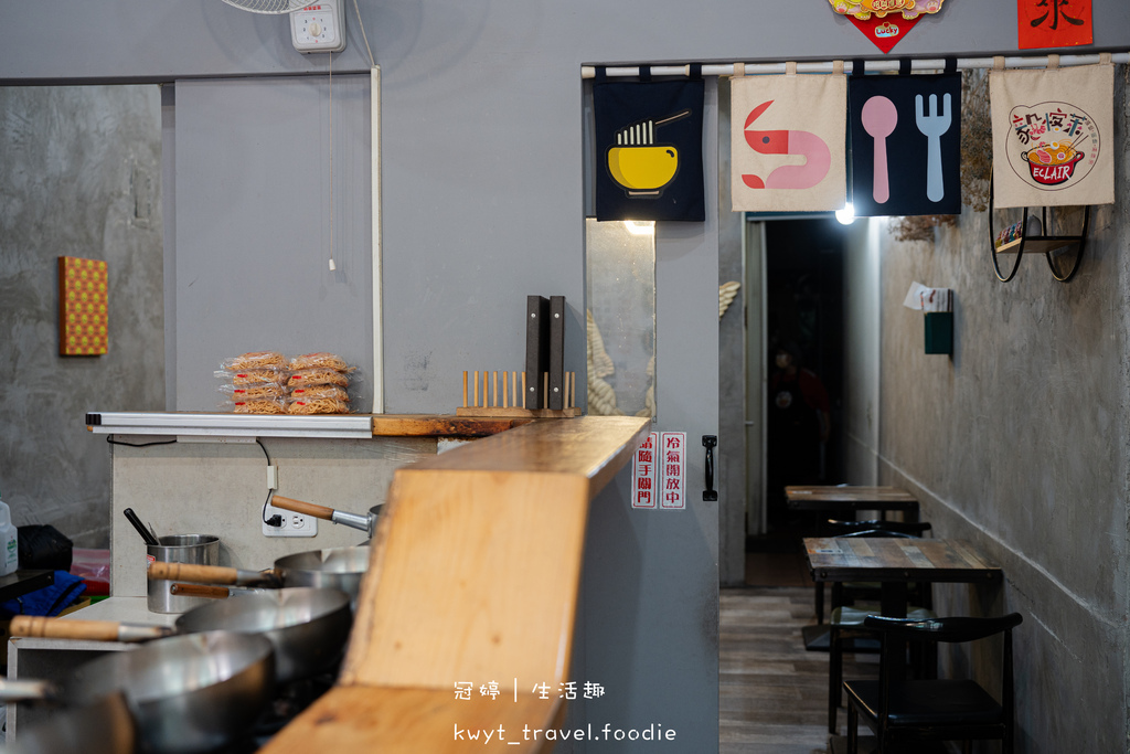 【毅愘萊鍋燒】銅板價爆料鍋燒!嘉義東區美食,大骨熬湯醇香好喝