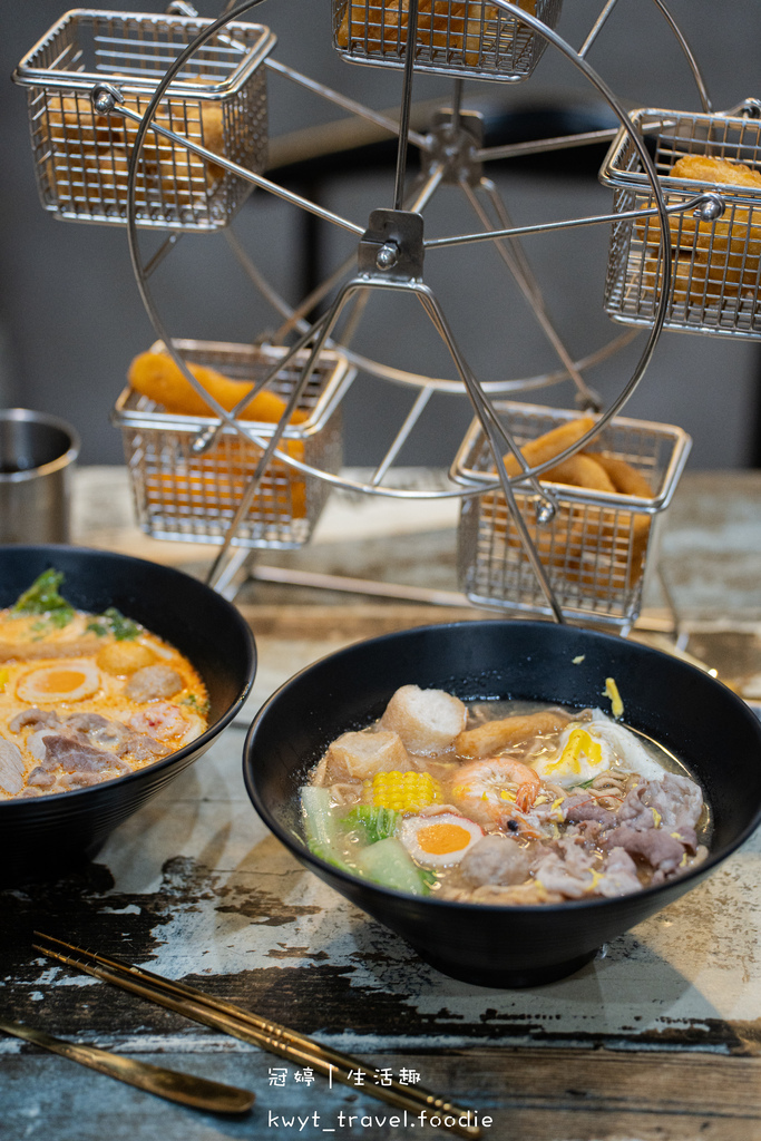 【毅愘萊鍋燒】銅板價爆料鍋燒!嘉義東區美食,大骨熬湯醇香好喝