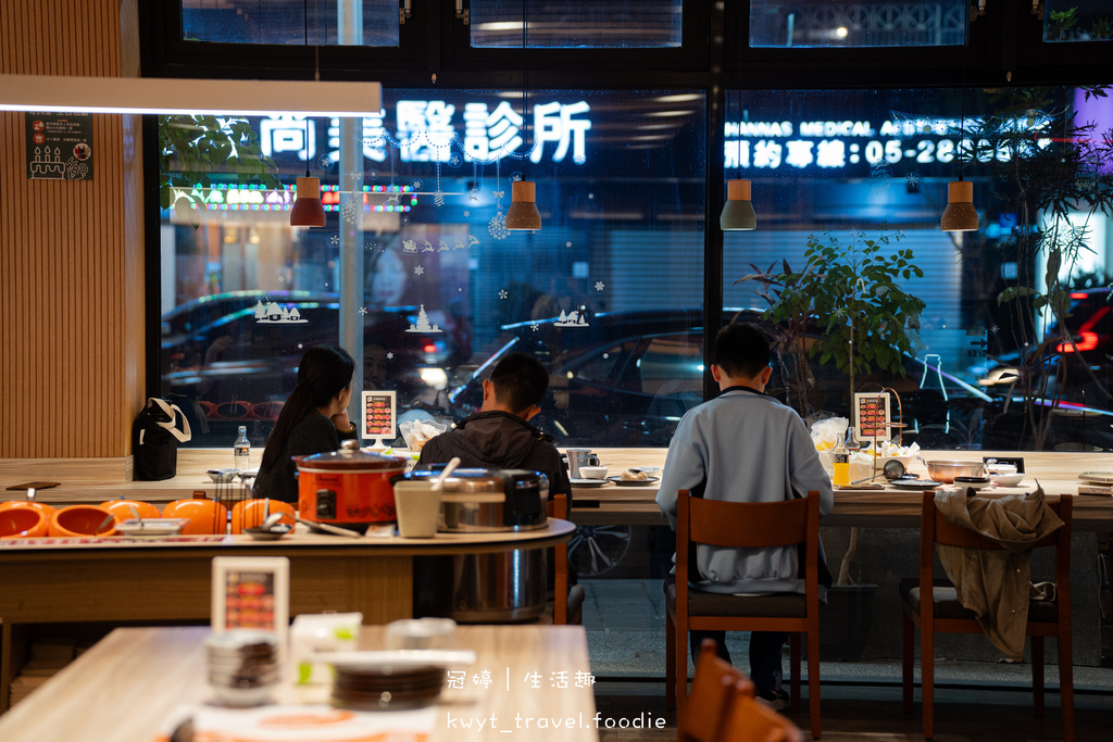 【橘子火鍋嘉義店】豪華海陸套餐好澎派，嘉義火鍋推薦，波士頓龍