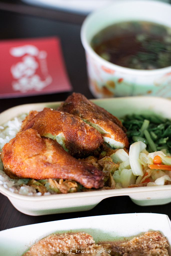 【一力發】隱藏版爆汁雞腿!台中西區午餐,現炸軟嫩溫體雞、溫體
