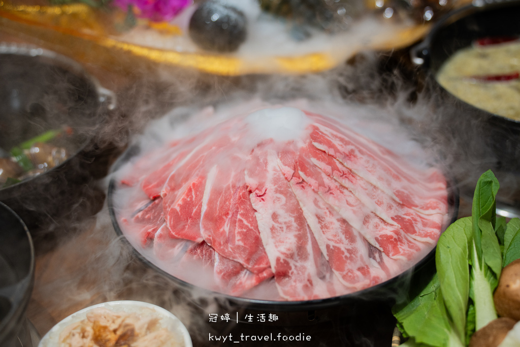 【燒瓶子大肆の鍋彰化店】熔岩肉肉山超吸睛！彰化火鍋吃到飽，3