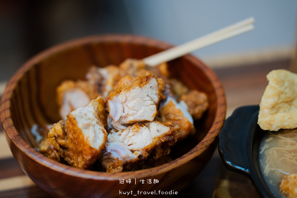 【賴桑透抽蚵仔麵線中和店】自家養殖蚵仔鮮爆!中和捷運站美食,