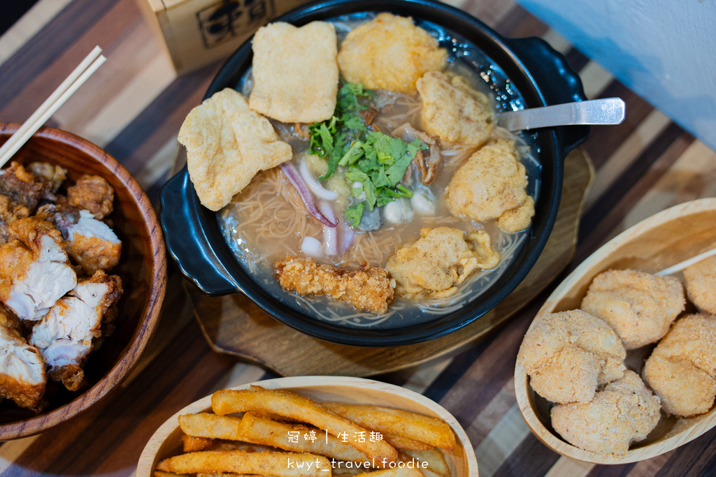 【賴桑透抽蚵仔麵線中和店】自家養殖蚵仔鮮爆!中和捷運站美食,