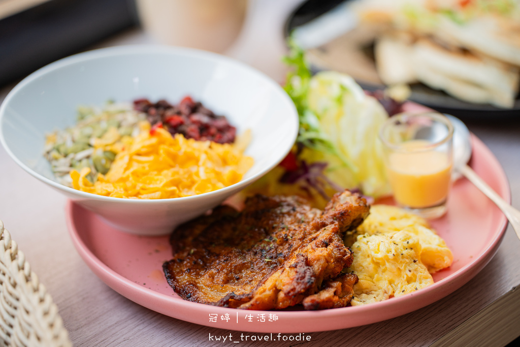 【來去旅食早午餐】元氣大早餐足澎派！台中北屯區早午餐，人氣腿