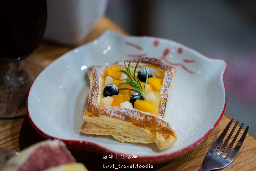 【柚子早午餐】隱藏版超強串燒！台中北區早午餐，大份量早午餐吃