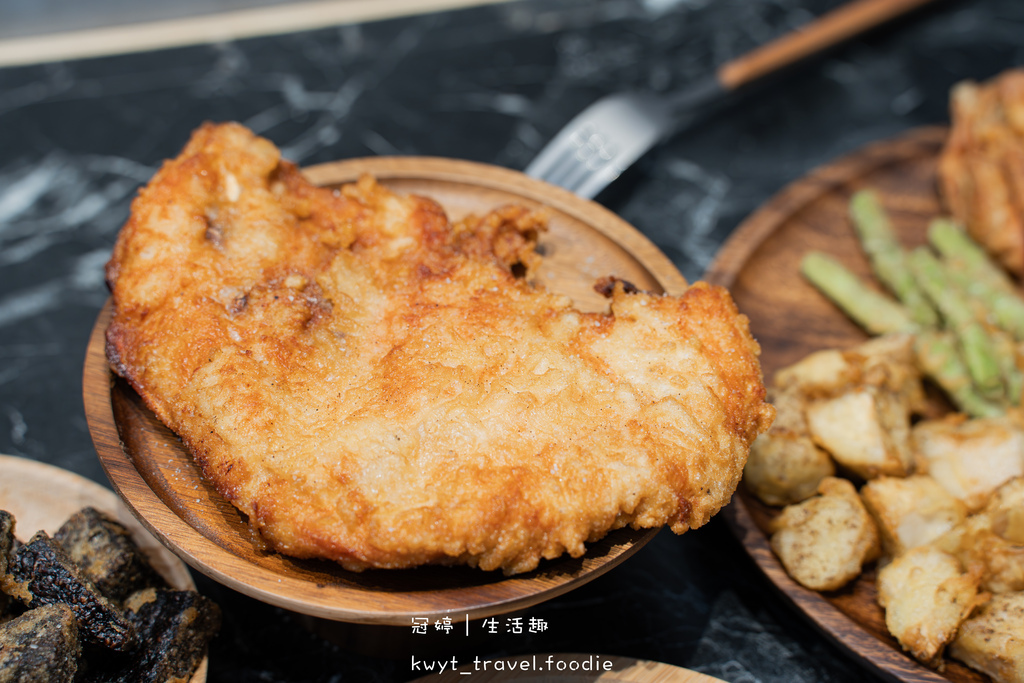 巷口炸雞永康大灣店_連續三週天天優惠！永康宵夜，燒騰騰出爐、