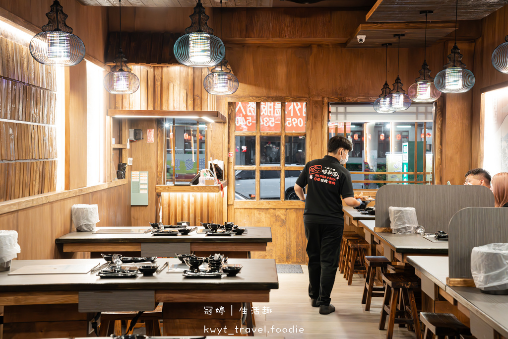 台南吃到飽燒肉火鍋_一燒十味昭和園安平店,120分鐘爽嗑龍蝦