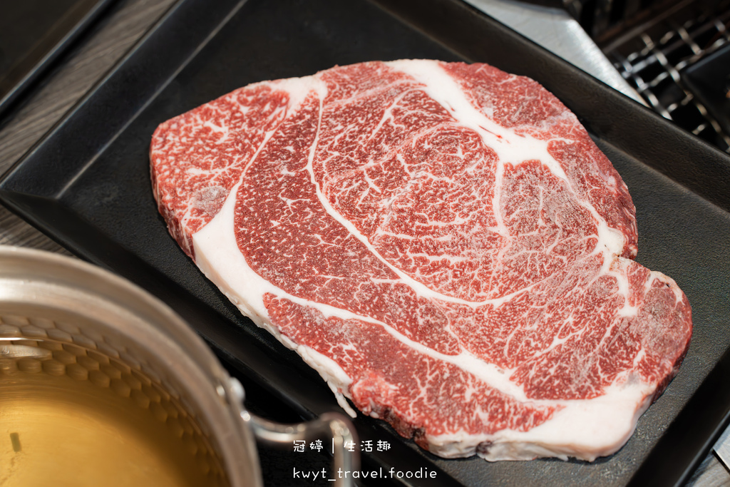 台南吃到飽燒肉火鍋_一燒十味昭和園安平店,120分鐘爽嗑龍蝦