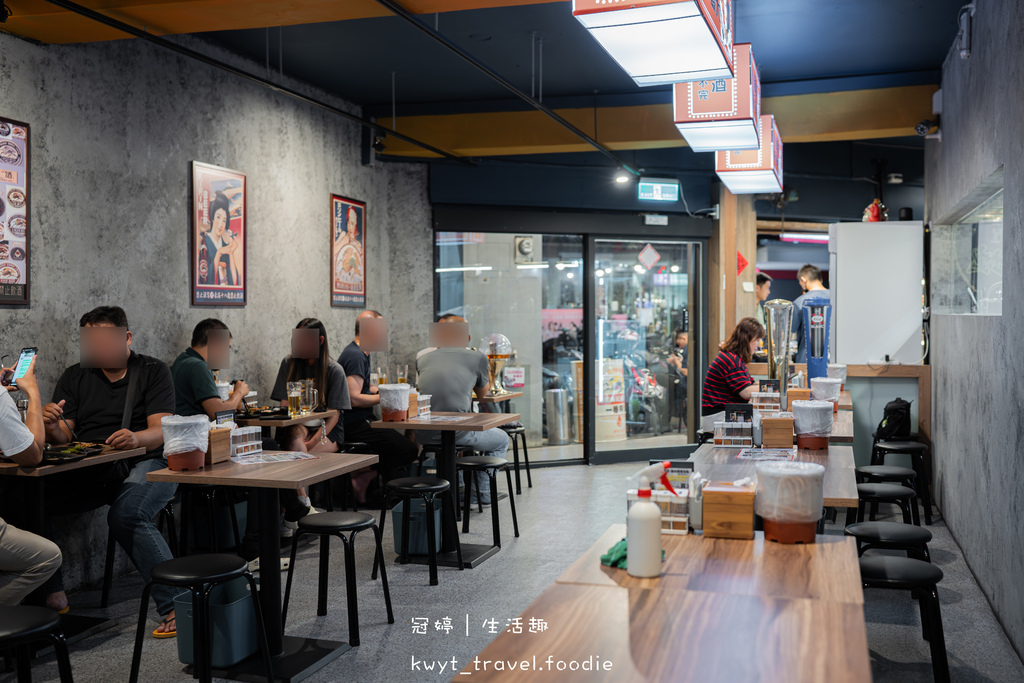 三重串燒居酒屋_柒息地三重自強店,神醬串燒19元起,巨霸生蠔