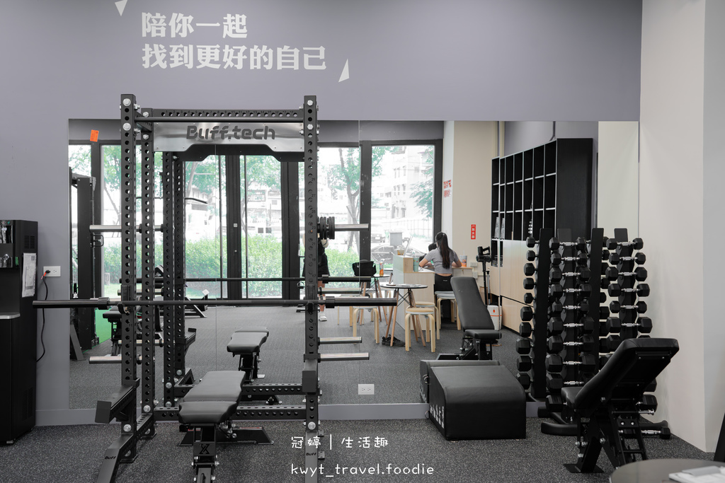 台中健身教練_宣教練團隊太平店，新手友善！女生朋朋們大推的一