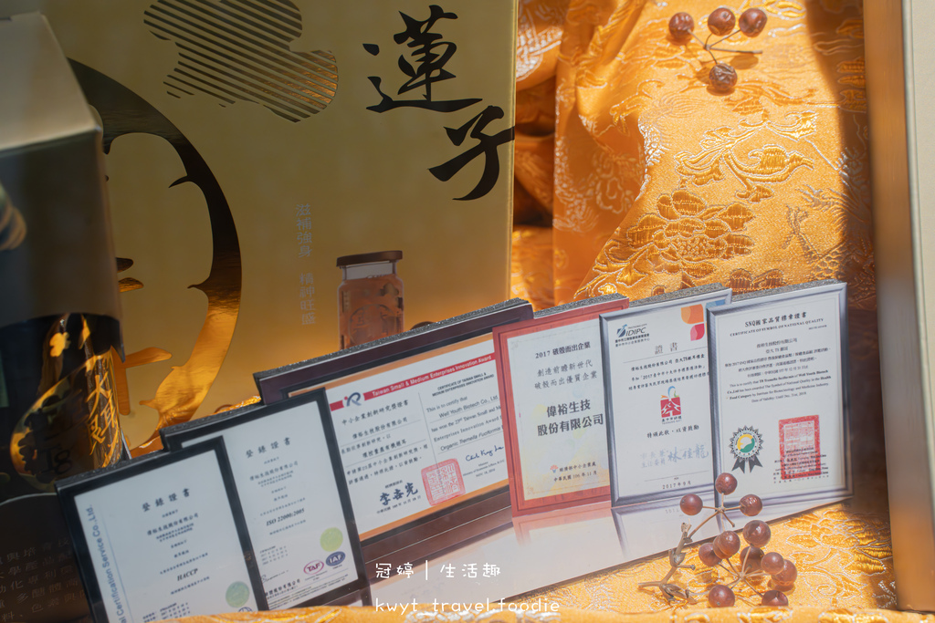 台中北區美食_亞大T8銀耳專賣店，營養滿分的下午茶底加！多種
