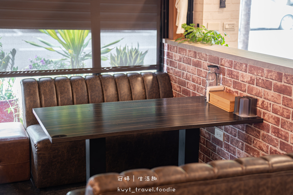 台中西區泰式料理餐廳_ ONE MORE泰,太泰了!純手工蝦