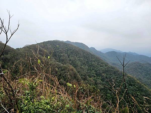 2025-01-01平溪鳥嘴尖