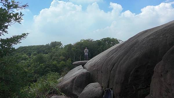 DJI_20250903103947_0005_D - Trim_2025-09-15_21-08-00_截图.jpg