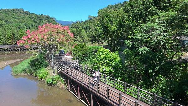 DJI_20251012103351_0004_D - Trim_2025-10-25_15-05-00_截图.jpg