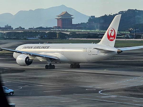 2025-11-16松山機場觀景台、威尼斯義大利餐廳