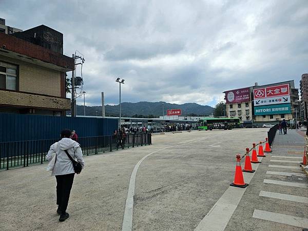 2025-11-22龍潭大池繞一圈