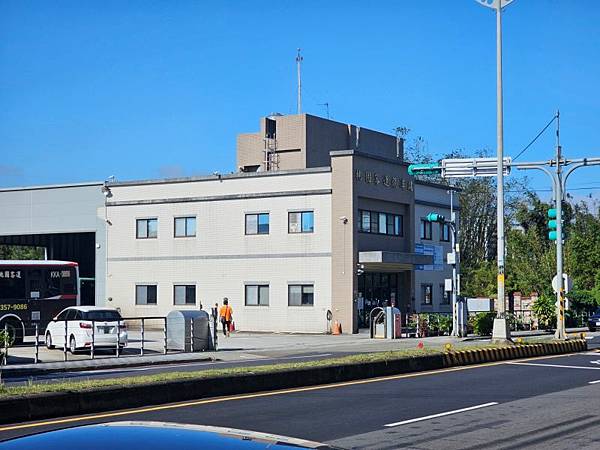 2025-11-22龍潭大池繞一圈