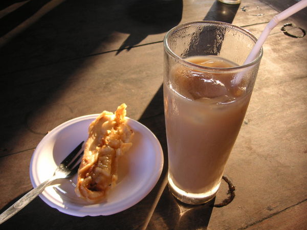 9/5第一餐下午茶-炸香蕉和冰奶茶