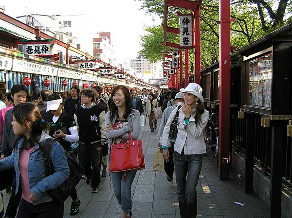 63淺草寺前商店街