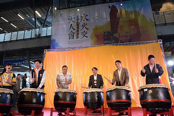 圖1--~1 圖1--~1