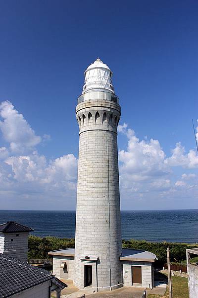 Tsunoshima_light_house_2012