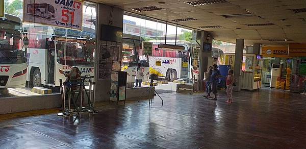 Buendia bus Terminal.jpg