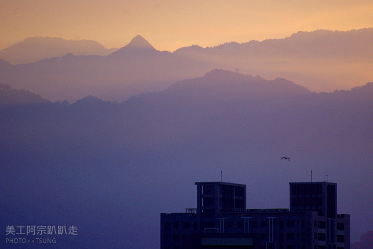 鳶嘴山