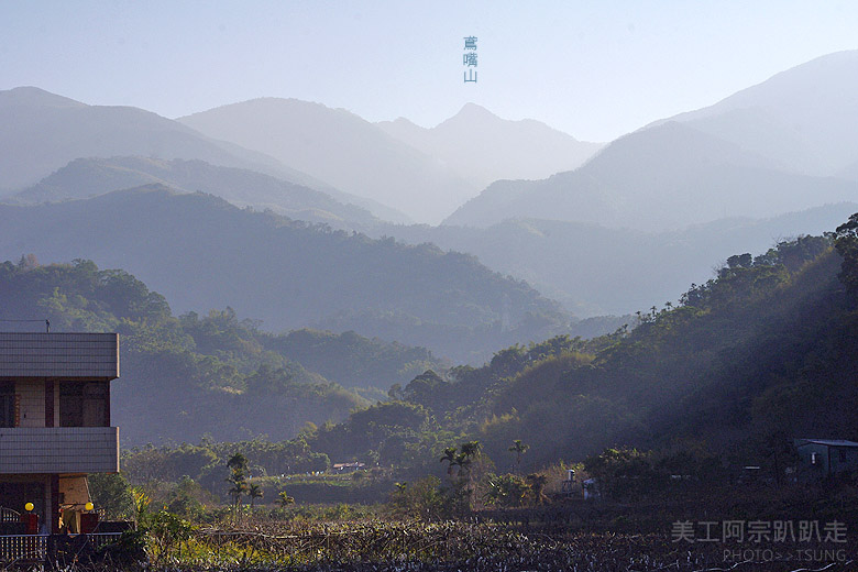 鳶嘴山