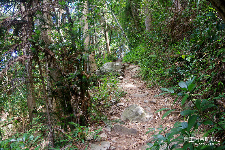 馬崙山