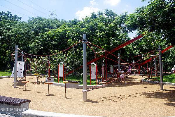 清水鰲峰山觀景台 清水鰲峰山極限公園 美工阿宗趴趴走 首頁 痞客邦 清水鰲峰山觀景台 清水鰲峰山極限公園 美工阿宗趴趴走 首頁 痞客邦