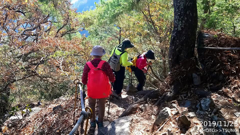 波津加山