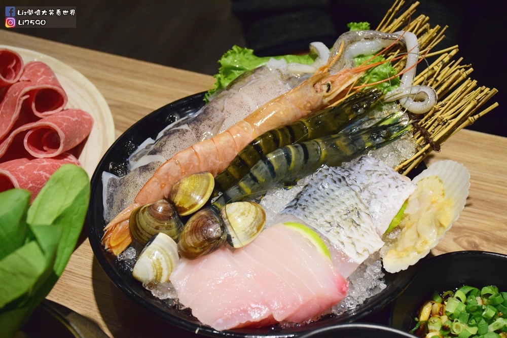 瀧厚鍋物_台中勤美店 DSC_0171Liz開懷大笑看世界.JPG 瀧厚鍋物_台中勤美店 DSC_0171Liz開懷大笑看世界.JPG