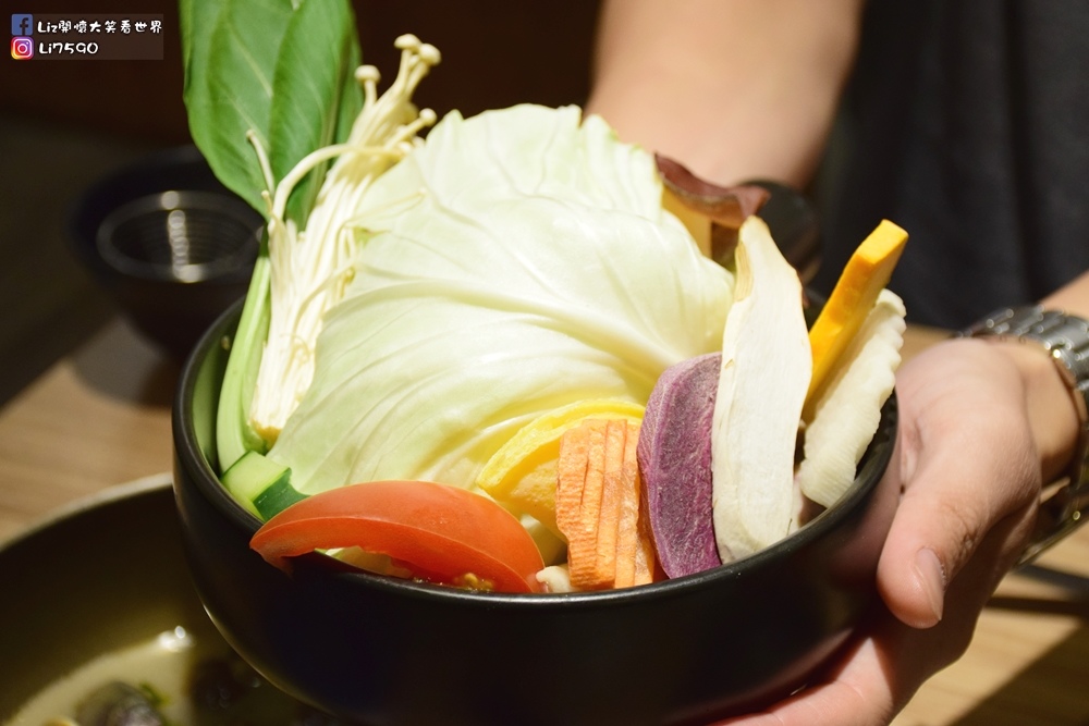 瀧厚鍋物_台中勤美店 DSC_0066Liz開懷大笑看世界.JPG 瀧厚鍋物_台中勤美店 DSC_0066Liz開懷大笑看世界.JPG