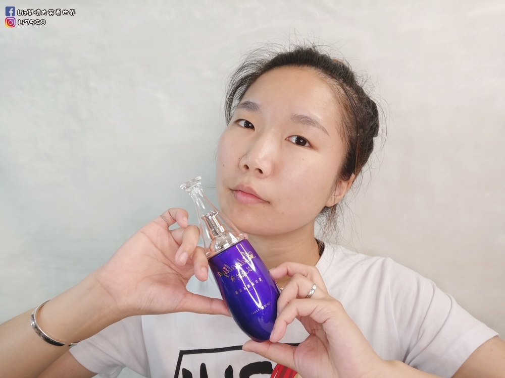 水嫩亮白保養組合-艾朵莉雅手工皂IMG20191204172401Liz開懷大笑看世界.jpg 水嫩亮白保養組合-艾朵莉雅手工皂IMG20191204172401Liz開懷大笑看世界.jpg