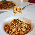 古斯托義式 Gusto RestaurantDSC_0269Liz開懷大笑看世界.JPG