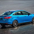 Ford-Focus4D-2.jpg