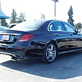 201617 E300 AMG 黑色_201006_4.jpg