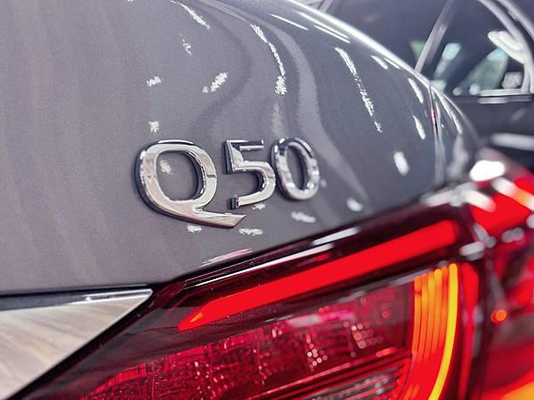 感謝售出~ 2018年 Infiniti Q50 2.0T 