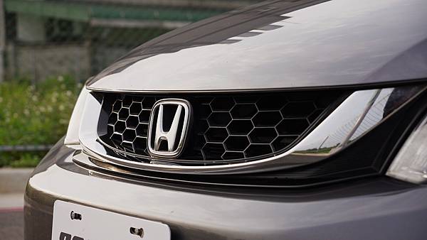 2015年 Honda Civic 1.8 VTi-S 雙安
