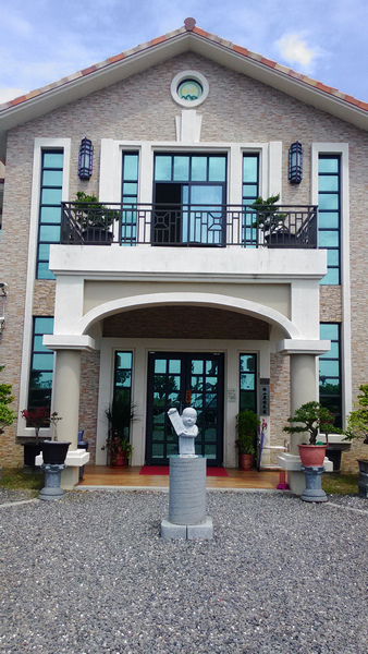 【屏東車城】依山農園餐廳(大山羊肉爐車城分店)─羊肉爐超棒 【屏東車城】依山農園餐廳(大山羊肉爐車城分店)─羊肉爐超棒