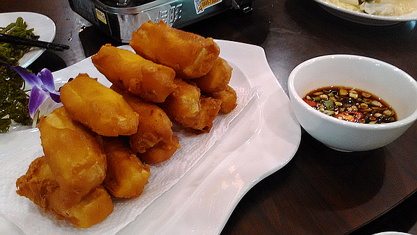 【屏東車城】依山農園餐廳(大山羊肉爐車城分店)─羊肉爐超棒 【屏東車城】依山農園餐廳(大山羊肉爐車城分店)─羊肉爐超棒