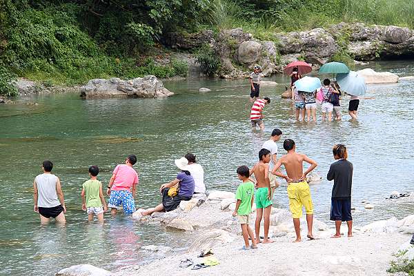 花蓮秀林 三棧溪 布拉旦生態遊憩區 戲水 Clare的生活品味 台灣旅遊 痞客邦