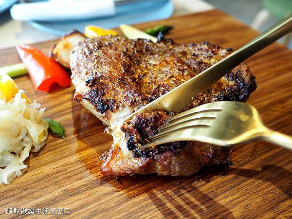 P8110078_副本.jpg P8110078_副本.jpg