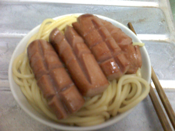 moto_0279.jpg moto_0279.jpg