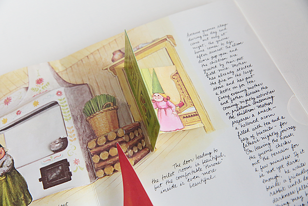The-Pop-Up-Book-of-Gnomes_04.png