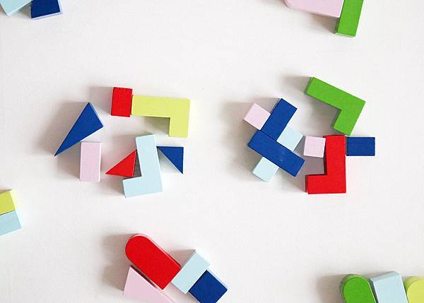 ALPHAS-00.jpg ALPHAS-00.jpg