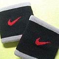 NIKE LEBRON 手護腕